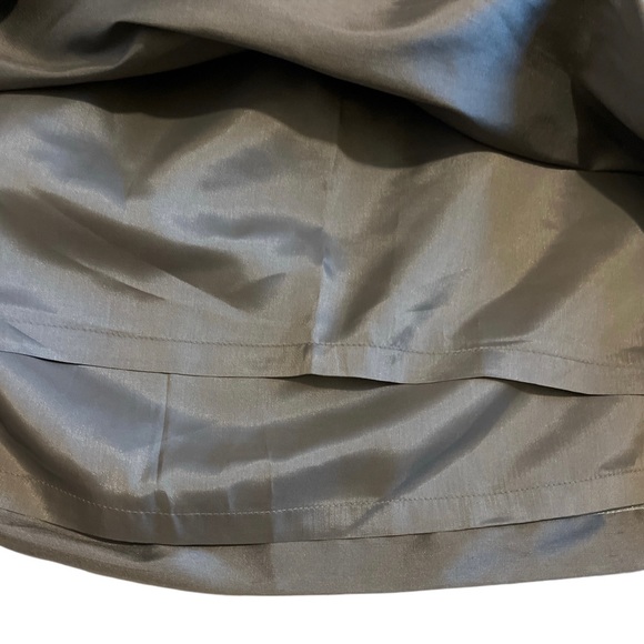 Ann Taylor Loft Gray Silk Skirt Size 12 - Picture 5 of 6